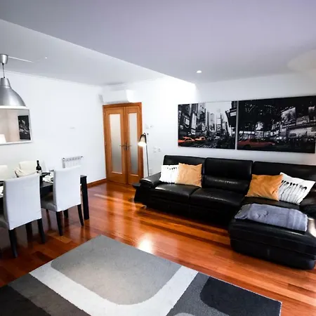 Alemanha266 - Modern Near Beach * Carcavelos (Lisbon)