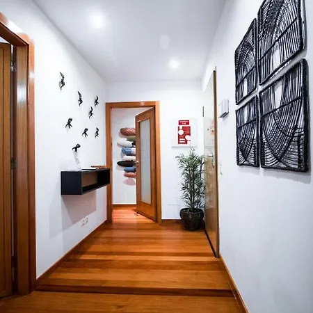Alemanha266 - Modern Near Beach Apartment *