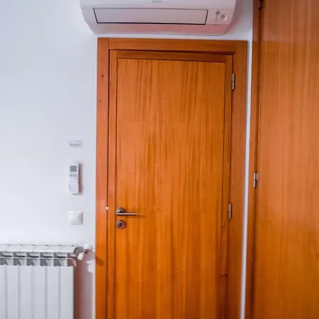 Alemanha266 - Modern Near Beach Apartment *